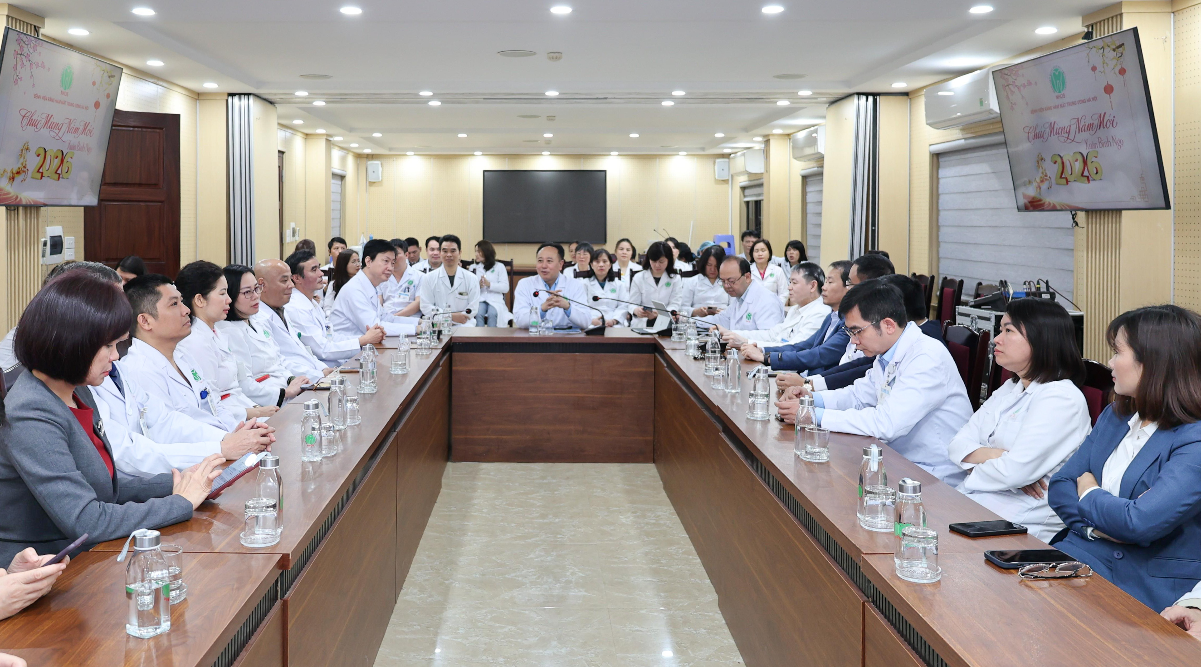 Toàn cảnh buổi gặp mặt